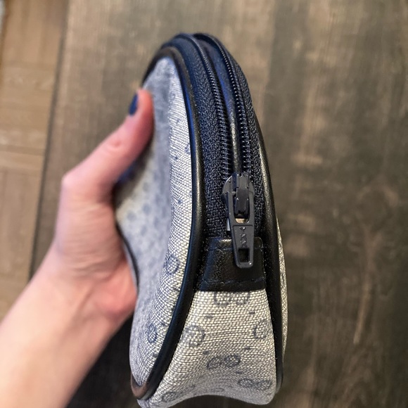 NWOT Vintage Gucci Zipper Pouch Clutch Wallet Italian Authentic - Picture 2 of 9